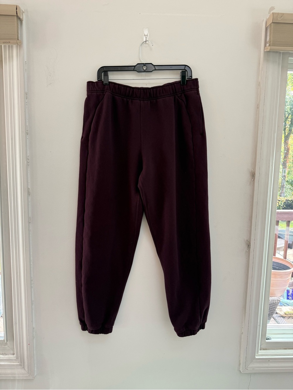 Lululemon Scuba Mid-Rise Oversized Jogger